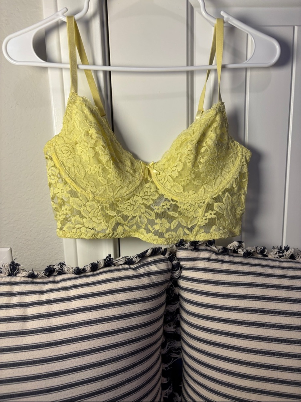 Forever 21 Yellow Lace Bralette
